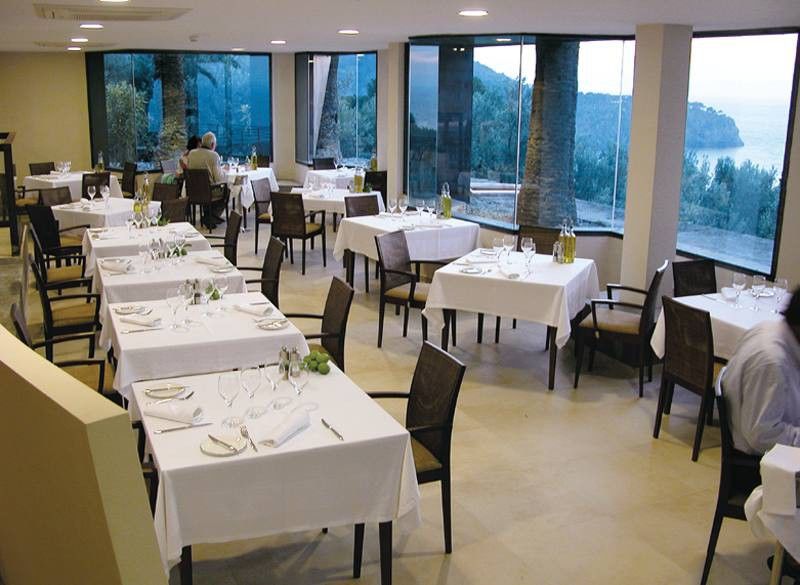 מלון דייה Hoposa Costa D'Or - Adults Only מסעדה תמונה